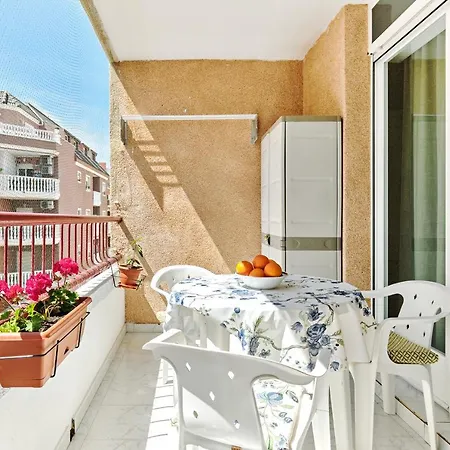 Apartment Del Cura-monserrate Torrevieja
